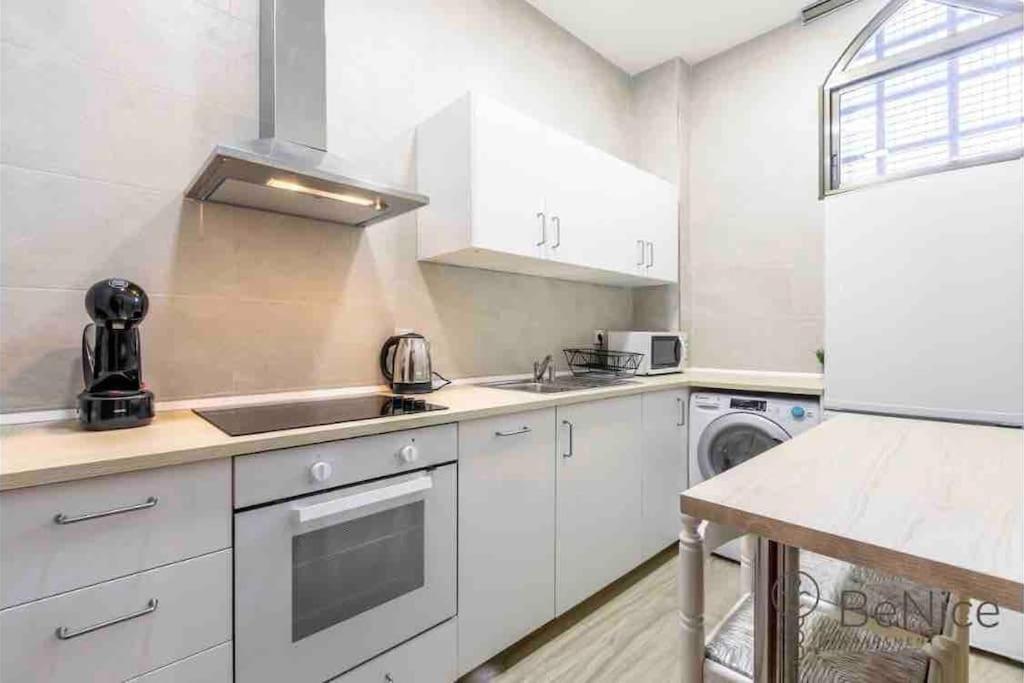 Luxury Apartamento Sevilla Centro -Triana Bagian luar foto
