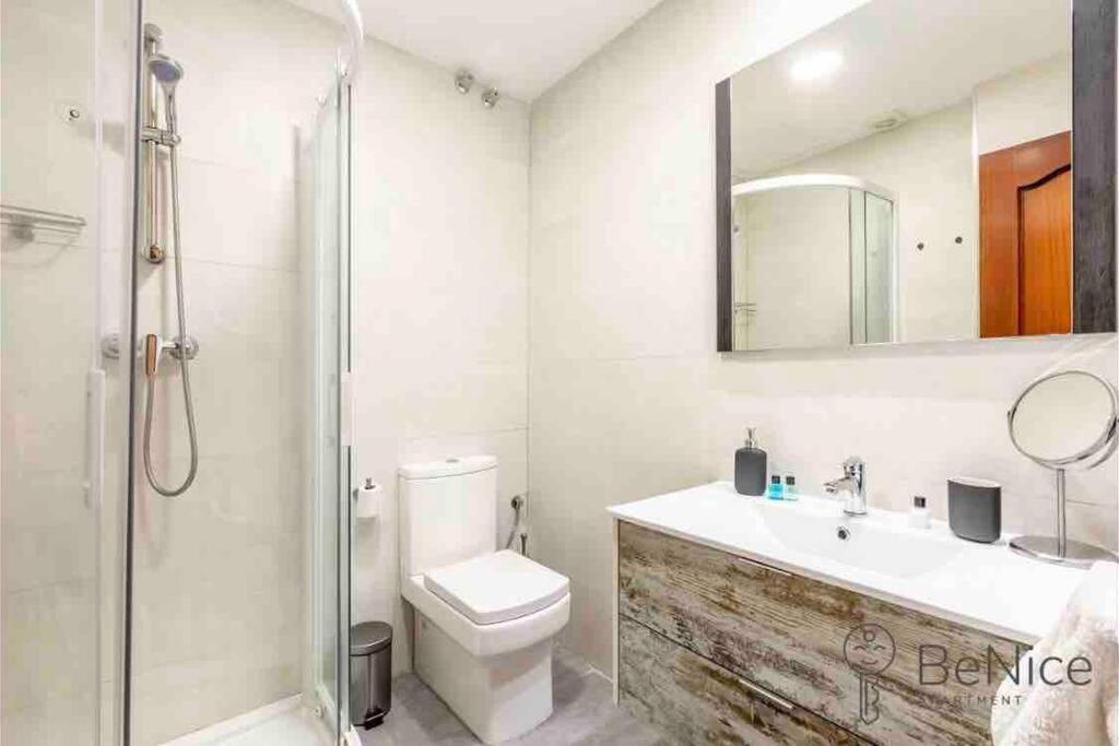Luxury Apartamento Sevilla Centro -Triana Bagian luar foto