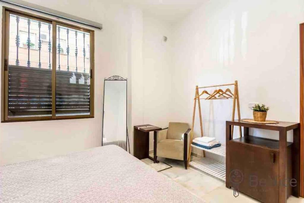 Luxury Apartamento Sevilla Centro -Triana Bagian luar foto